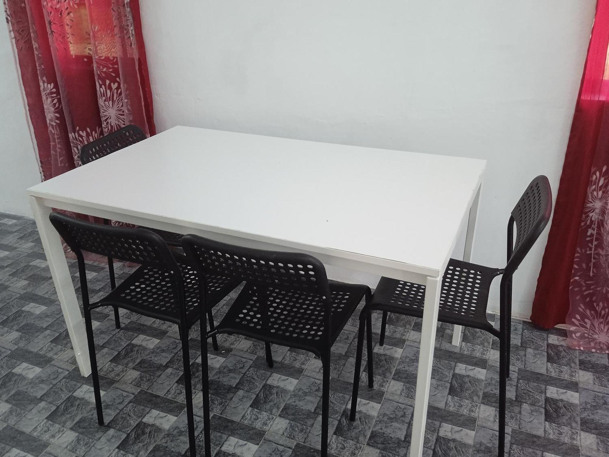 קואלה טרנגאנו Homestay Idaman B B With 2 Room Aircond 2 Quen Bed And Not Sharing Room -Privacy מראה חיצוני תמונה