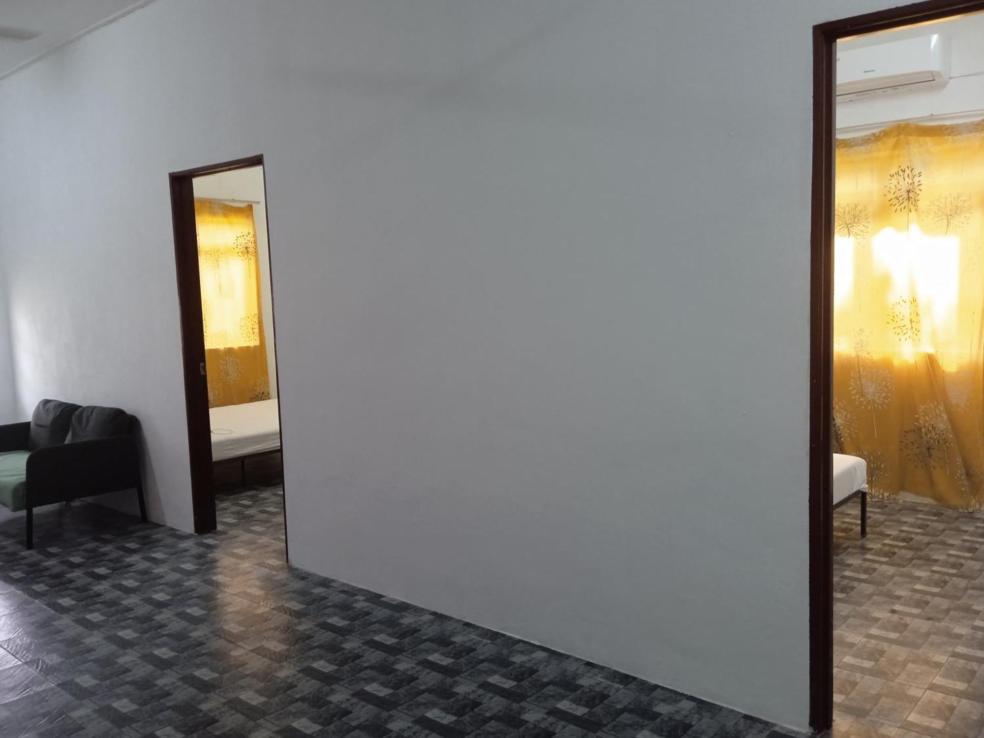 קואלה טרנגאנו Homestay Idaman B B With 2 Room Aircond 2 Quen Bed And Not Sharing Room -Privacy מראה חיצוני תמונה