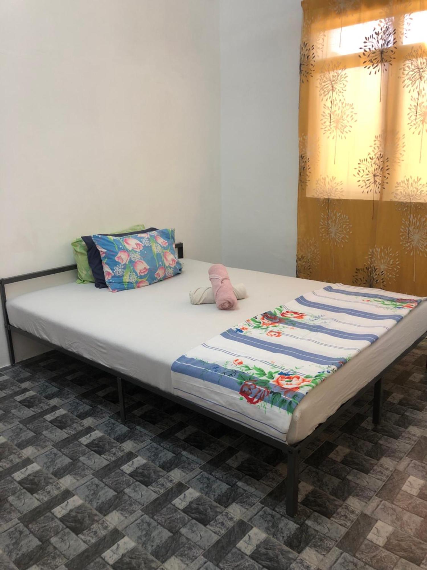 קואלה טרנגאנו Homestay Idaman B B With 2 Room Aircond 2 Quen Bed And Not Sharing Room -Privacy מראה חיצוני תמונה