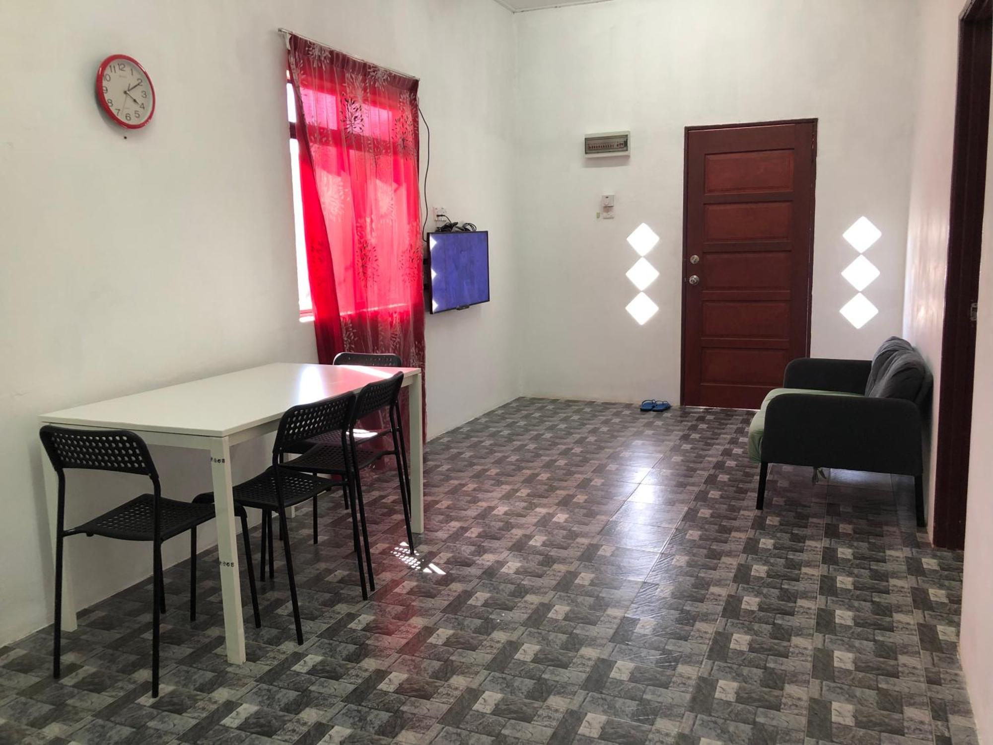 קואלה טרנגאנו Homestay Idaman B B With 2 Room Aircond 2 Quen Bed And Not Sharing Room -Privacy מראה חיצוני תמונה